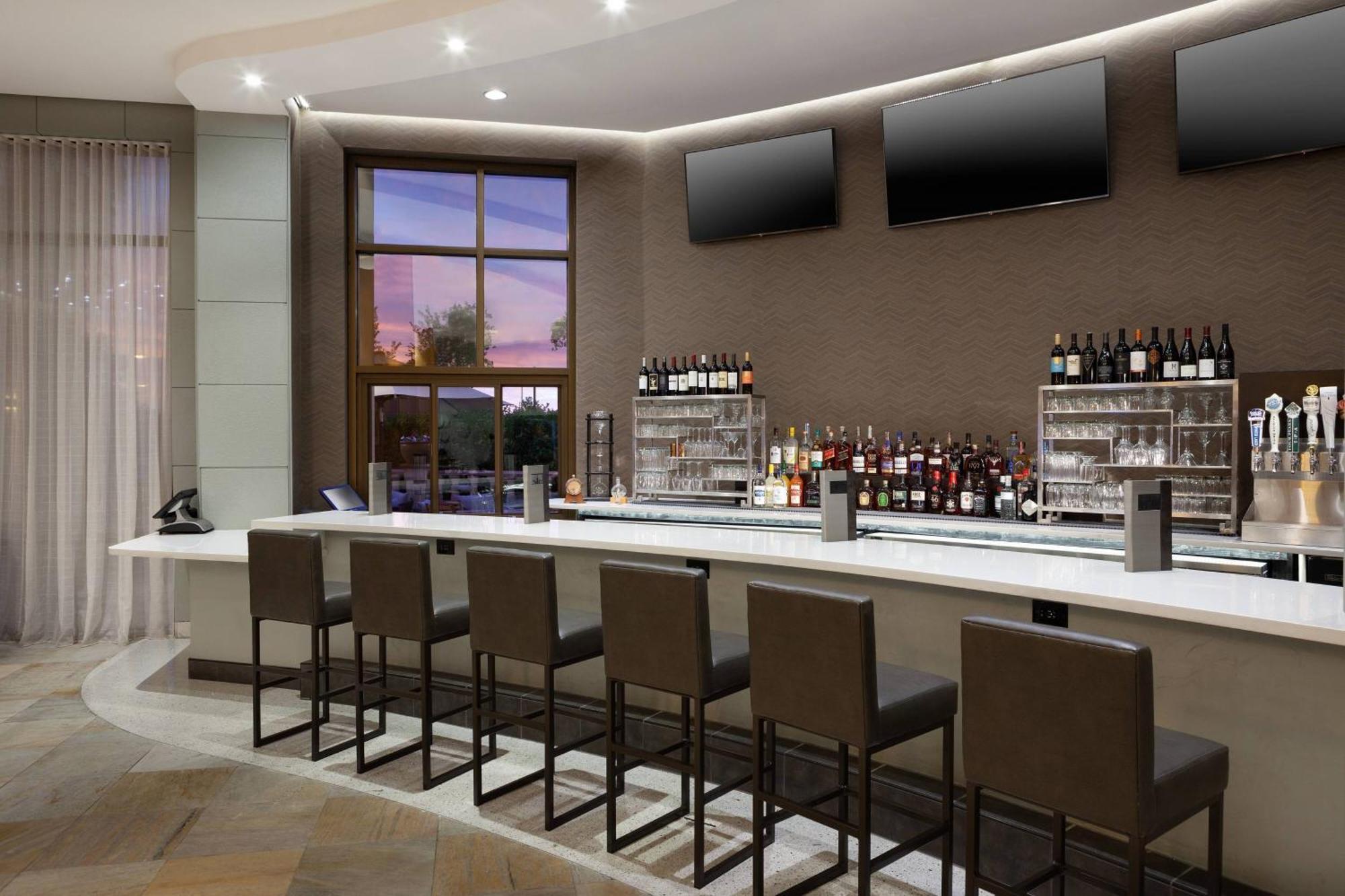 Marriott Phoenix Airport Екстериор снимка
